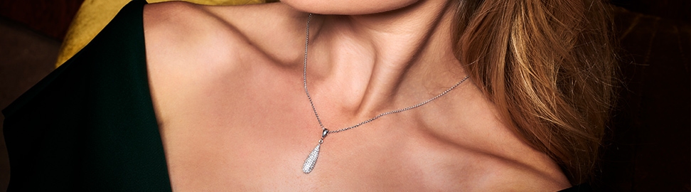 Kettingen met zirkonia Kettingen met zirkonia
